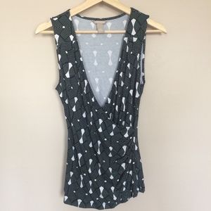 Banana Republic Women's Black & White Wrap Top